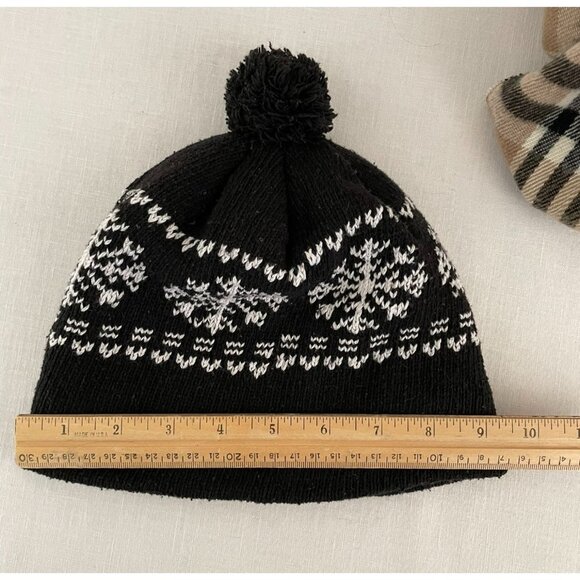 Snowflake Knit Kids Beanie With Pom Pom Fully Lined - Picture 9 of 10